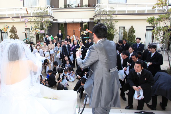 お菓子まき ブログ 公式 浜松市の結婚式場 アルコラッジョ マリエール